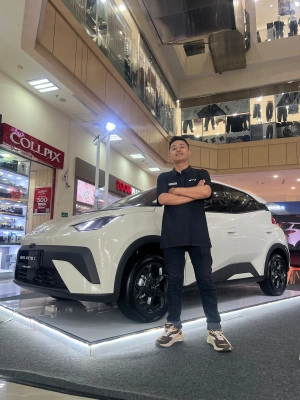 Sales BYD Malang